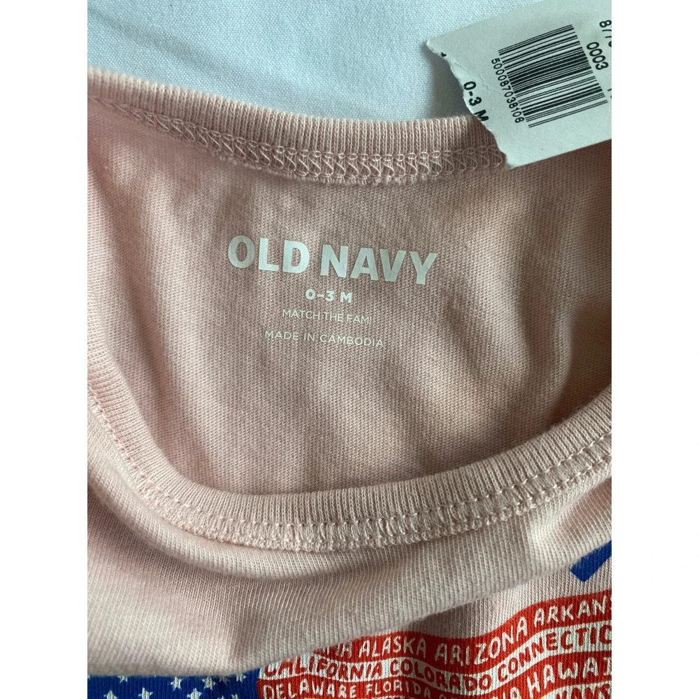 Old Navy Unisex American Flag Graphic Americana Bodysuit Size 0-3 M Pink Red